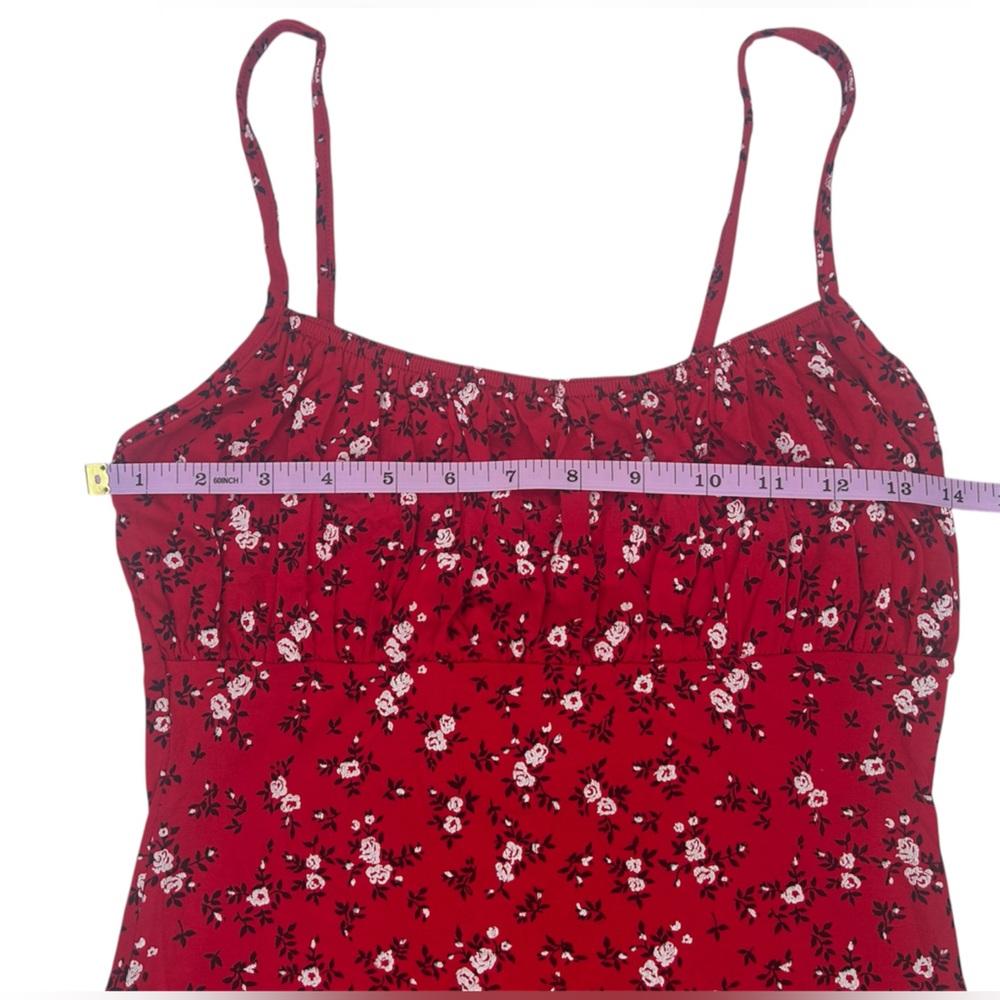 PRETTYLITTLETHING NWOT Women’s Red Floral Mini Dress Size: 6 - Picture 3 of 9